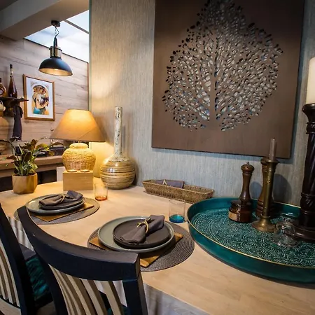 Boutique Cosy Townhouse In The Heart Of Hesdin With Jacuzzi Tatil Evi *