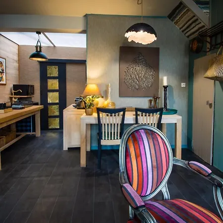 Cosy House With Luxury Jacuzzi Bath Vakantiehuis *